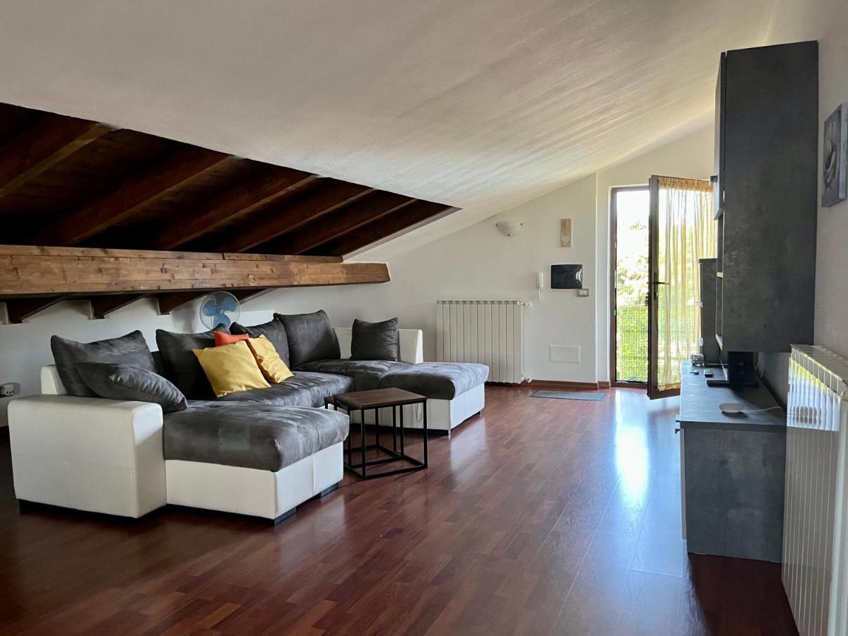 Golden Villa, Residenza Di Campagna 사사리 외부 사진