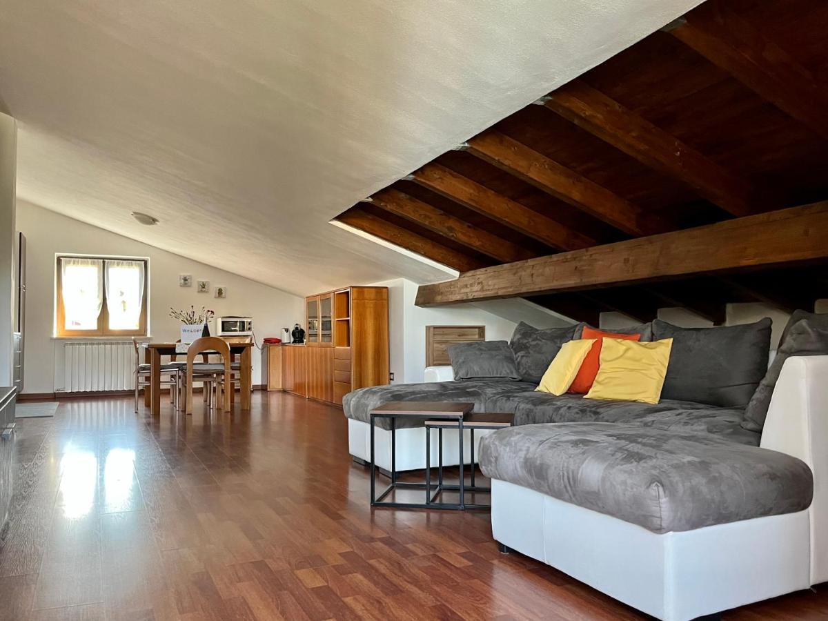 Golden Villa, Residenza Di Campagna 사사리 외부 사진